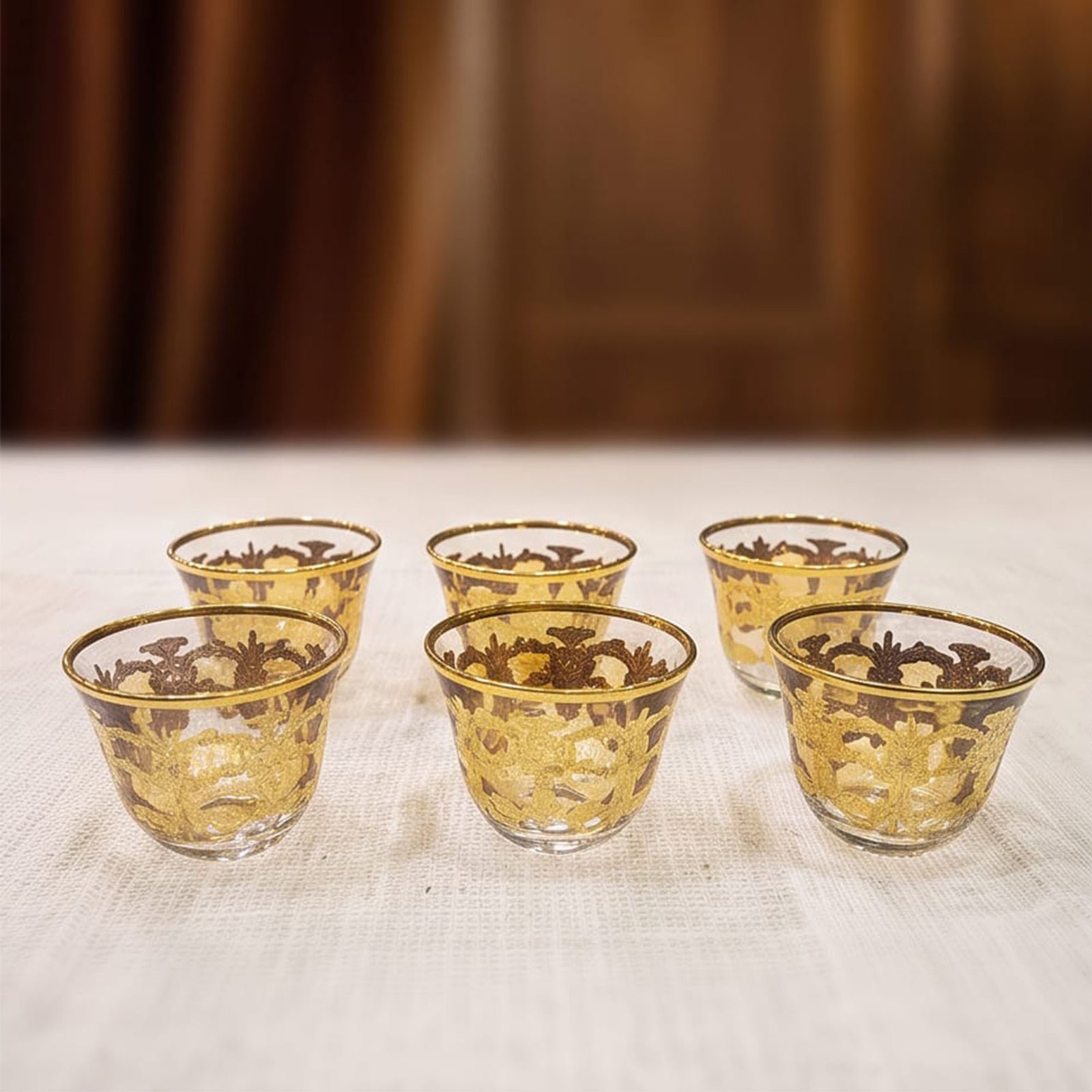 فناجين قهوة عربية 6 قطع لون عسلي ذهبي